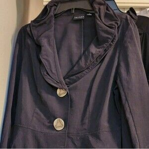 🔖Final Sale | Tribal-Vintage Black fitted blazer w/rigid collar & Lg. buttons